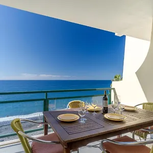 Apartment La Ocean View, Funchal (Madeira)