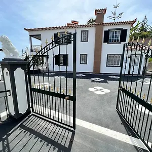 Comfortable 2-bedroom For Relaxing Funchal (Madeira)